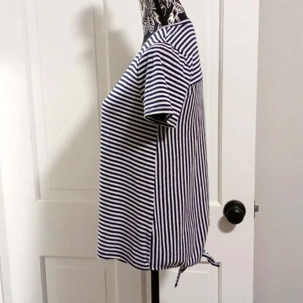🖤J. Crew🖤 - Black/White Stripe S/S Tie Back Top